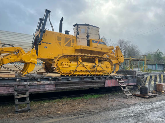 Перевозка негабаритной дорожно-строительной техники морским и железнодорожным транспортом - Фото 8